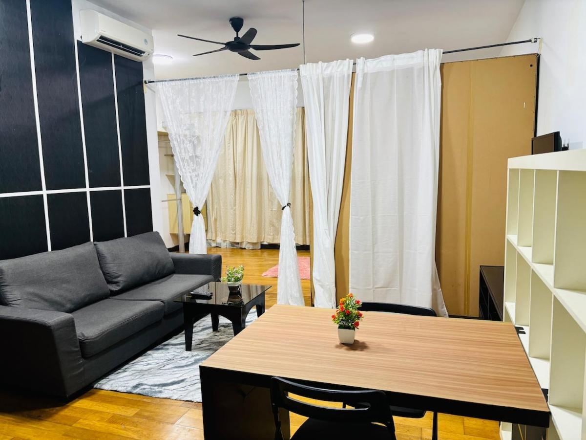 Regalia Upper View By Willow Homes Kuala Lumpur Pokoj fotografie